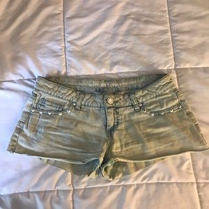 Jean shorts that fit a size 4 womens.
